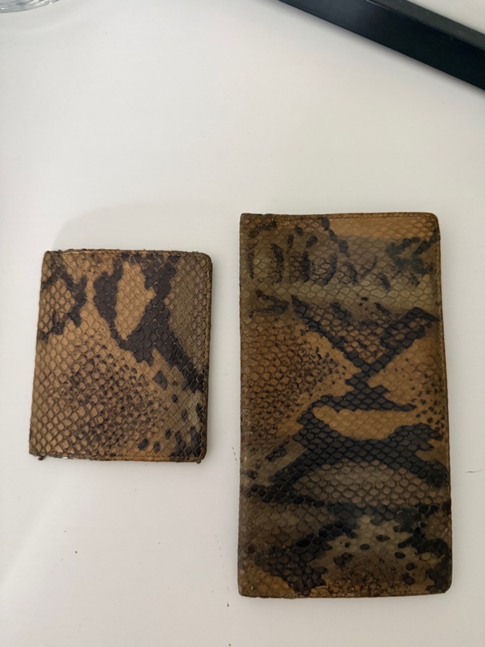 Snake-Effect Leather Wallet and Card Case in Brown